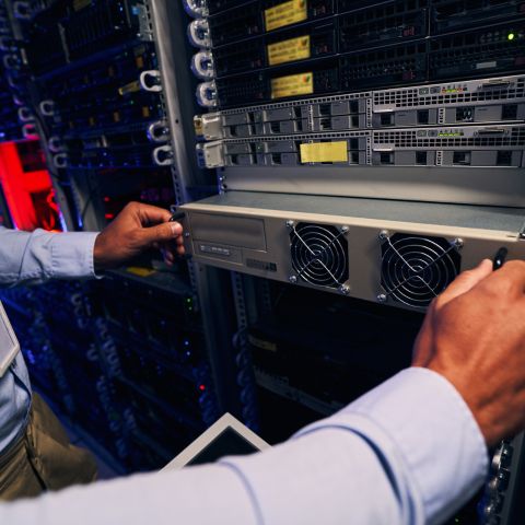 5 Signs Your Data Center Could Use a Hardware Refresh